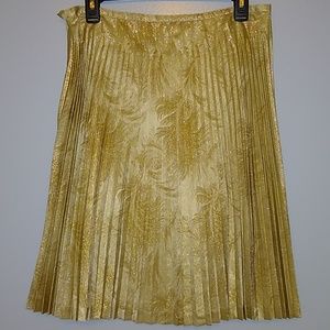 Golden skirt
